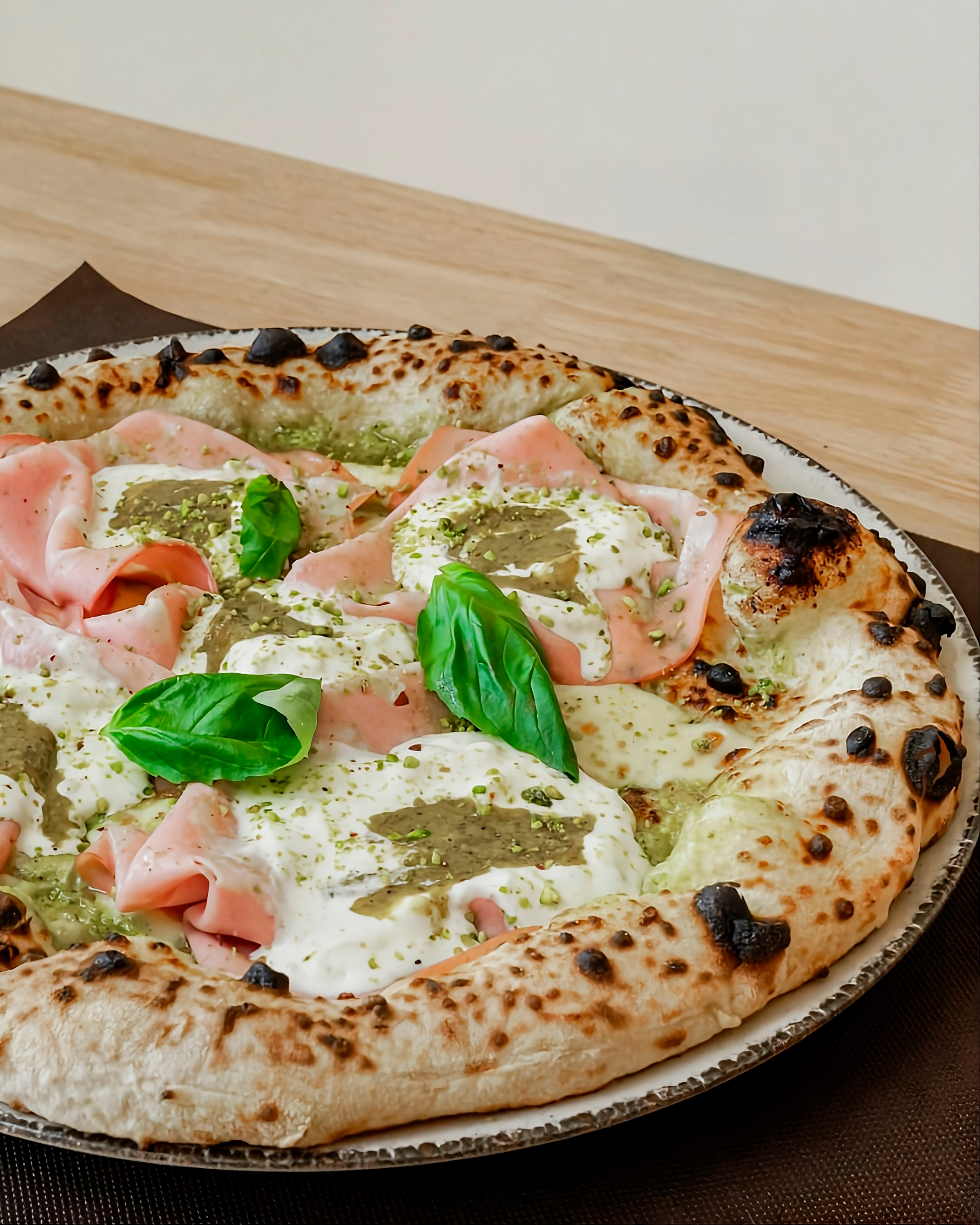 Elaboración artesanal de la pizza Umore